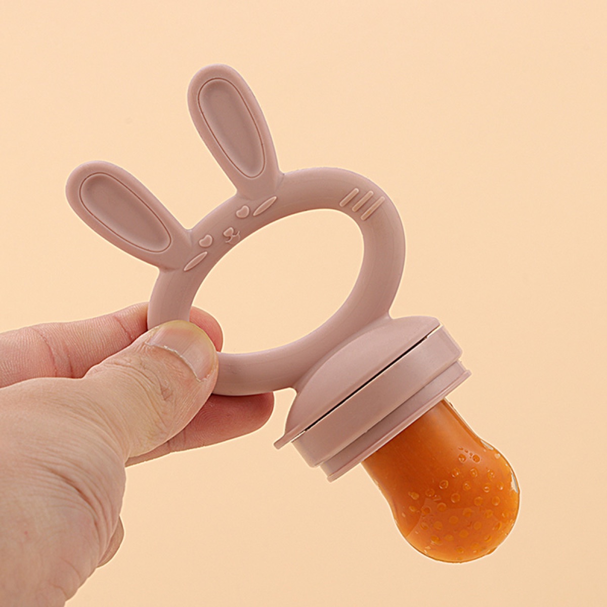 Silicone food feeder